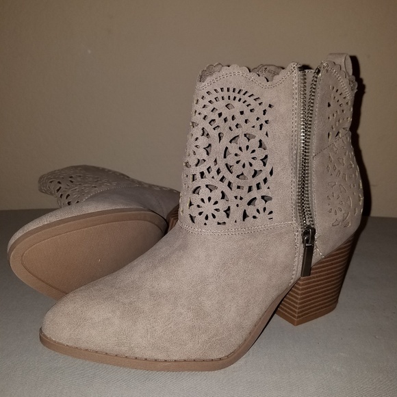 Sugar Shoes - Booties